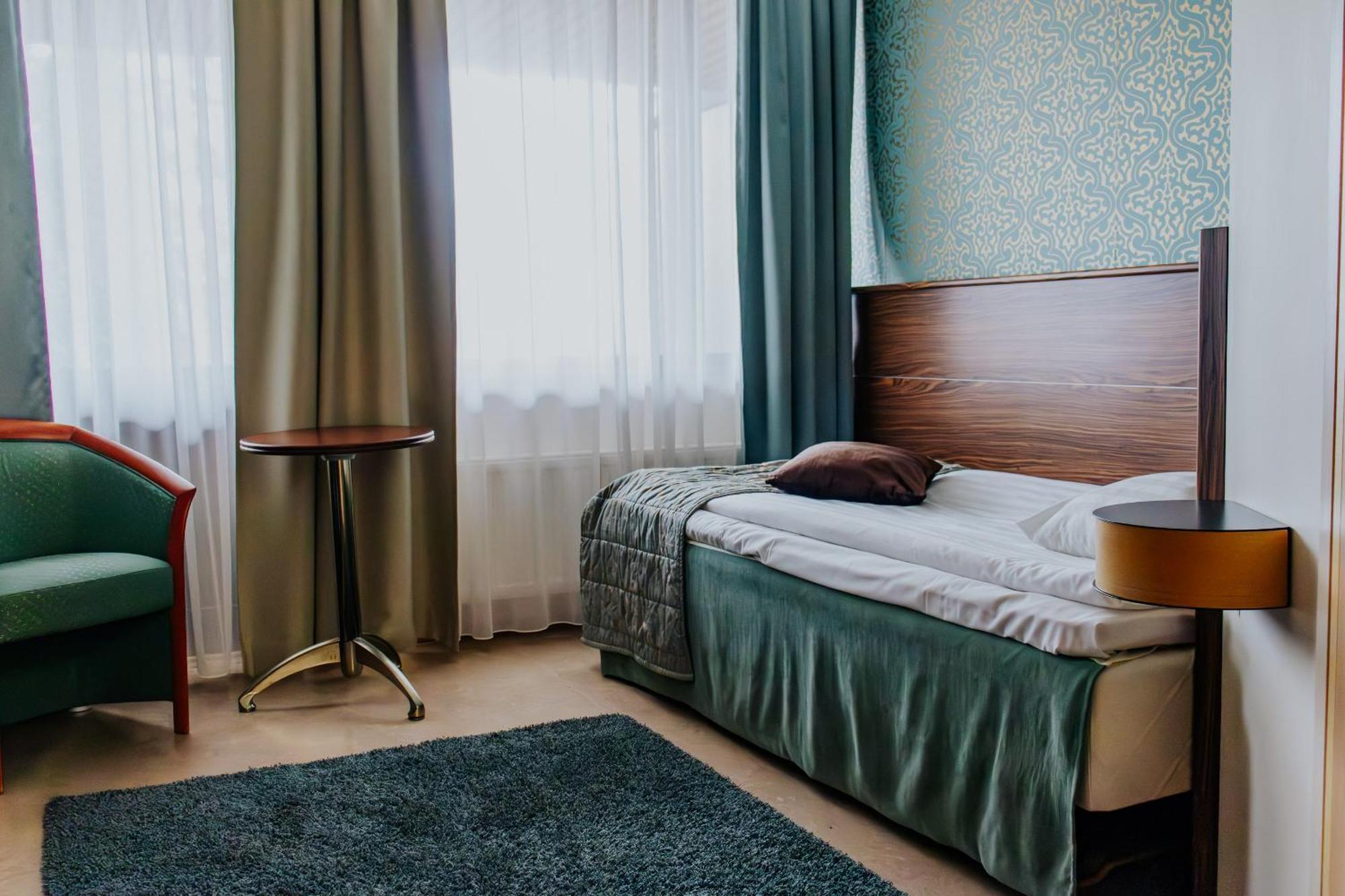 Hotel Fjalar Salo  Extérieur photo